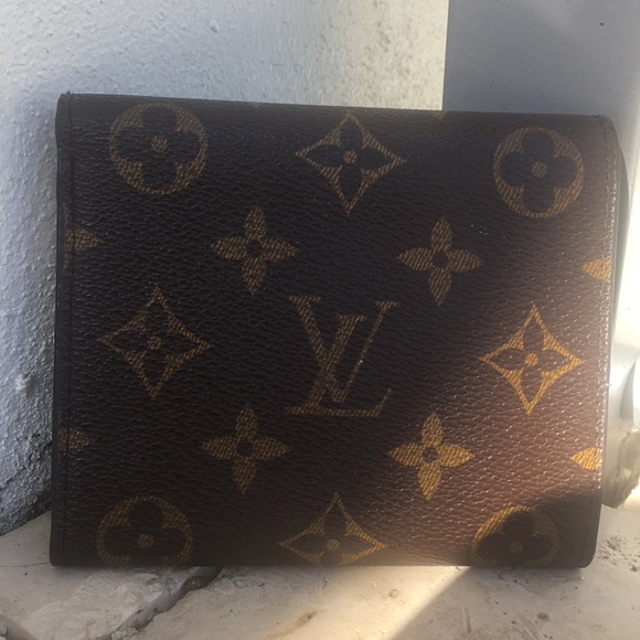 Louis V Womans mini Wallet - Picture 8 of 8